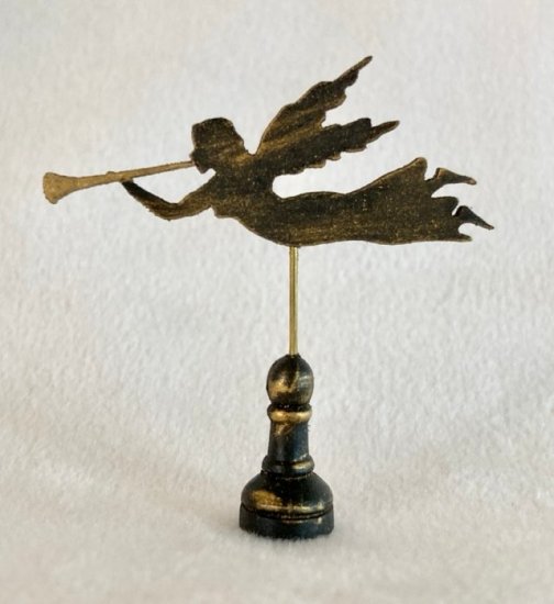 Flying Angel with Trumpet - Click Image to Close