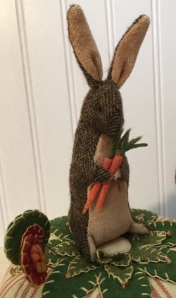 Country Bunny pincushion/pinkeep