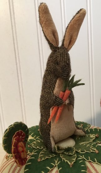 Country Bunny pincushion/pinkeep - Click Image to Close